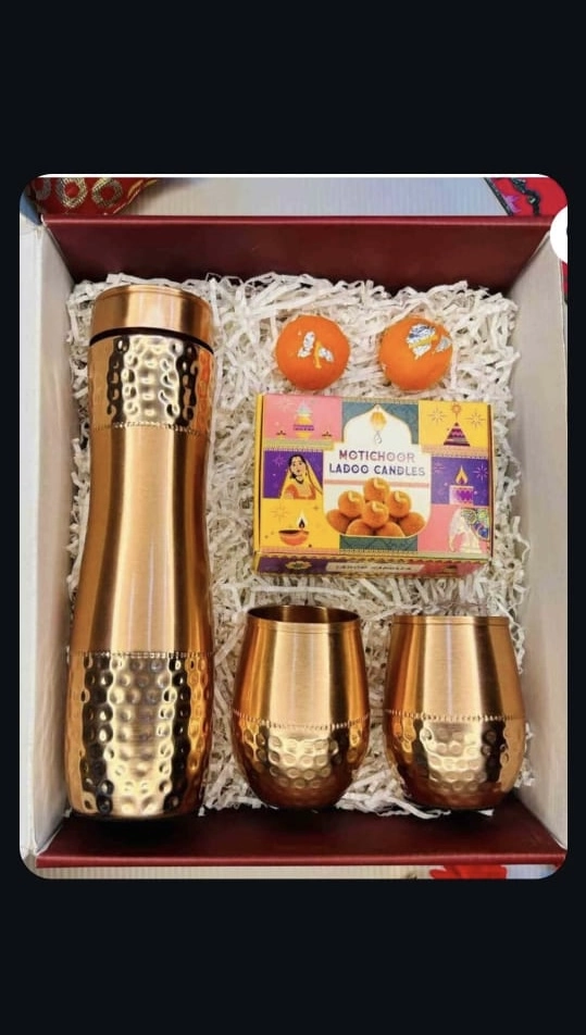 Hammered Copper Jug & Glass Premium Gift Hamper thumbnail 2