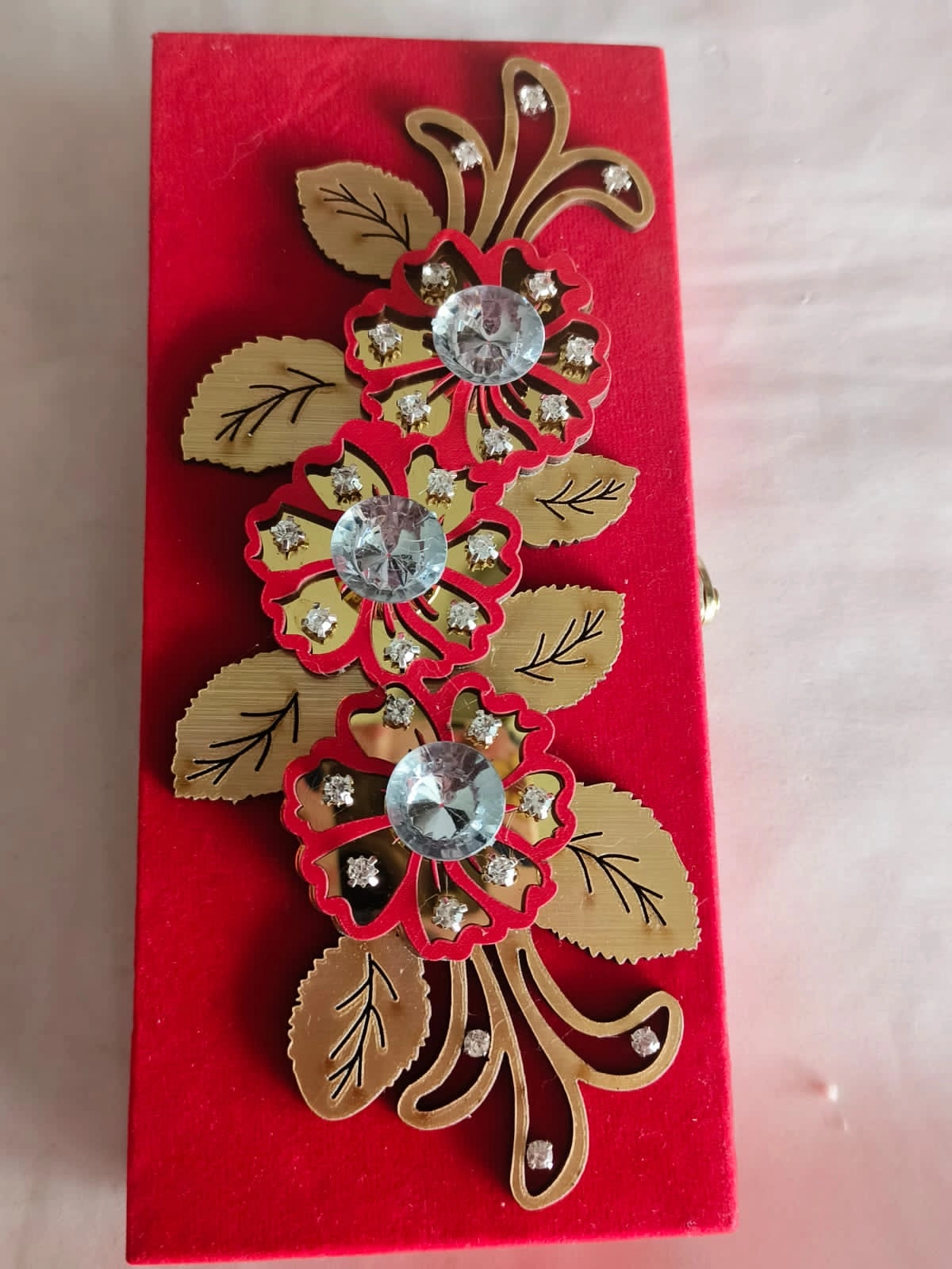 Red money box 3d embroidery thumbnail 2