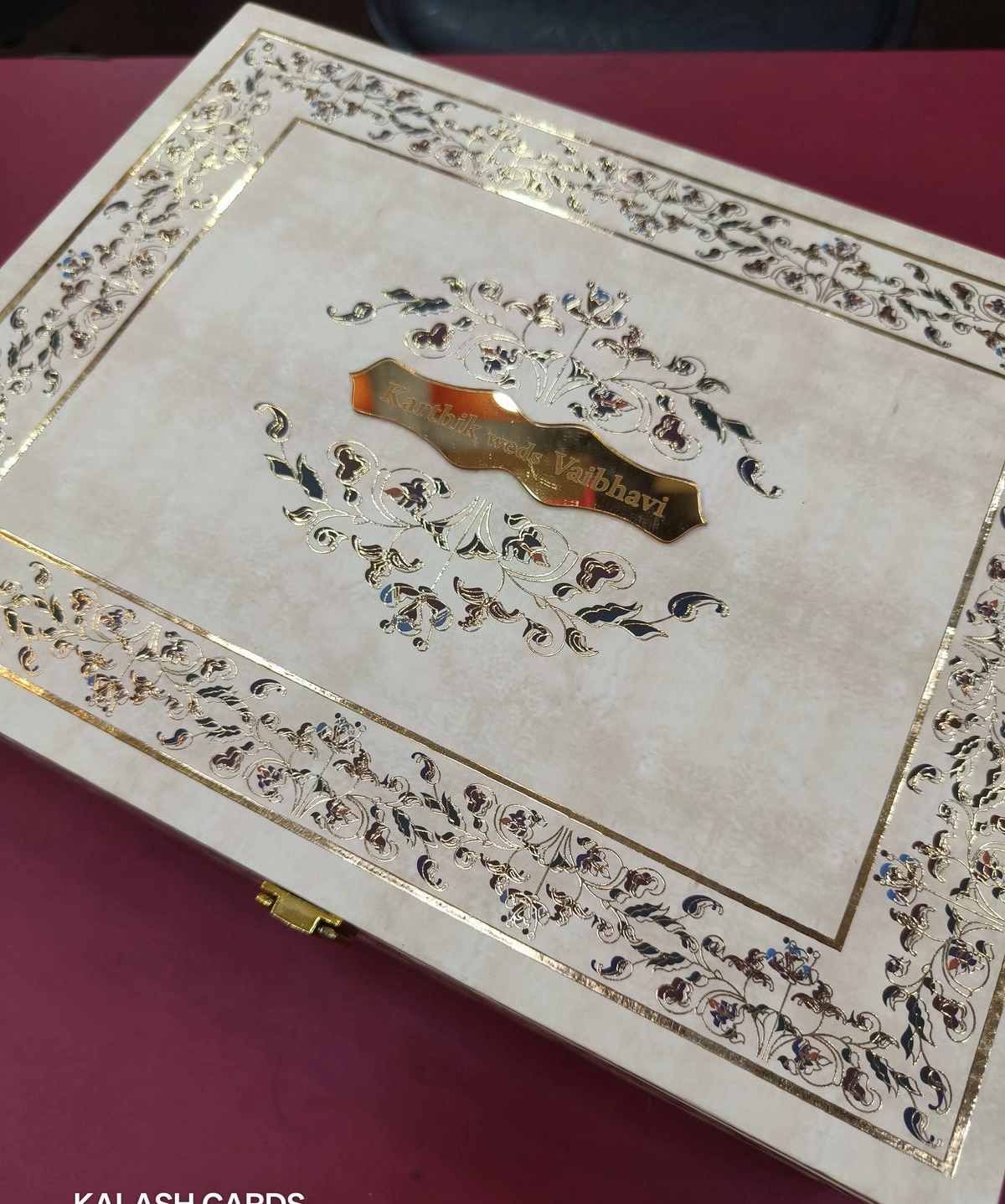 Luxury wedding invite box thumbnail 3