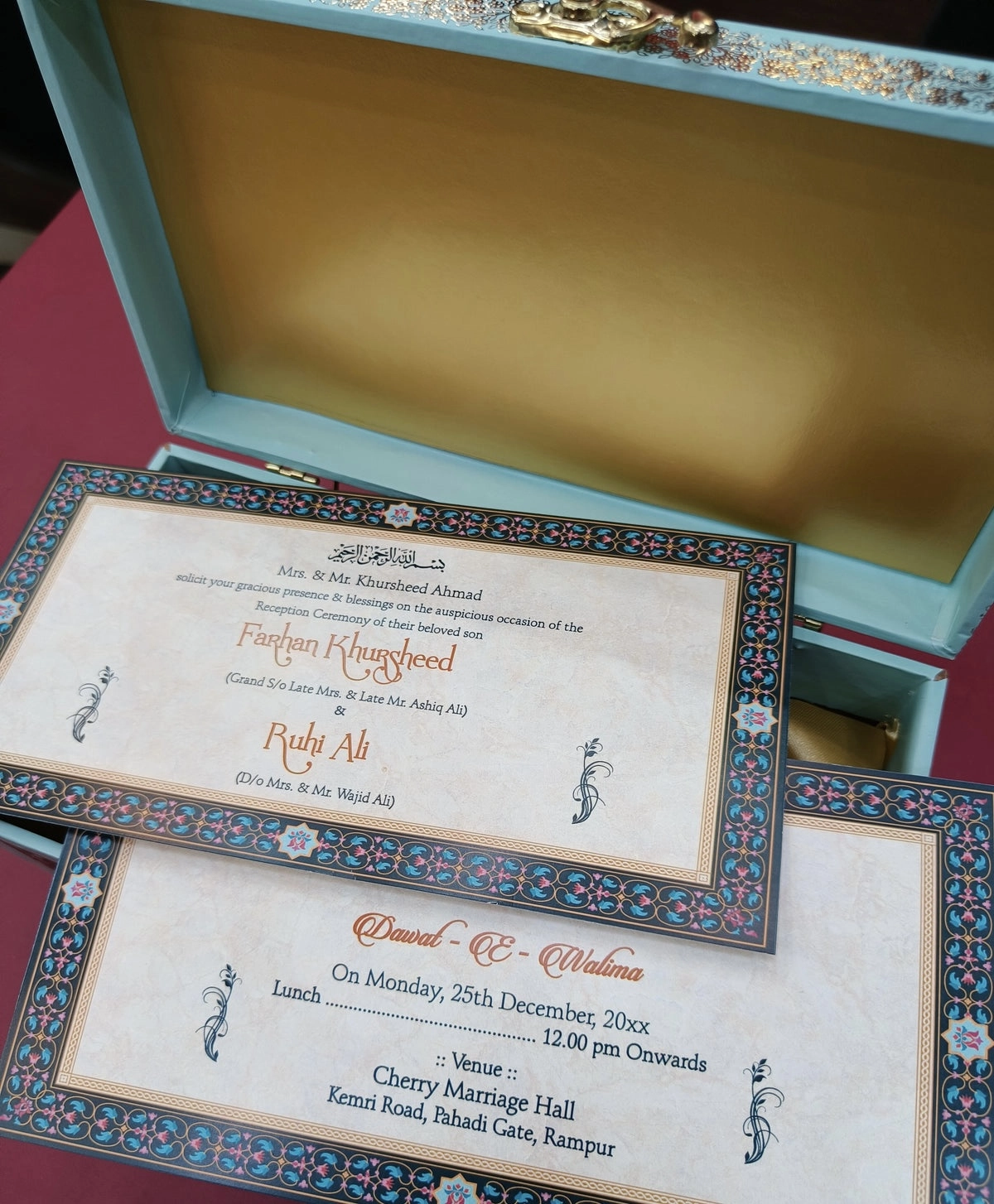 Luxury wedding invite box thumbnail 3