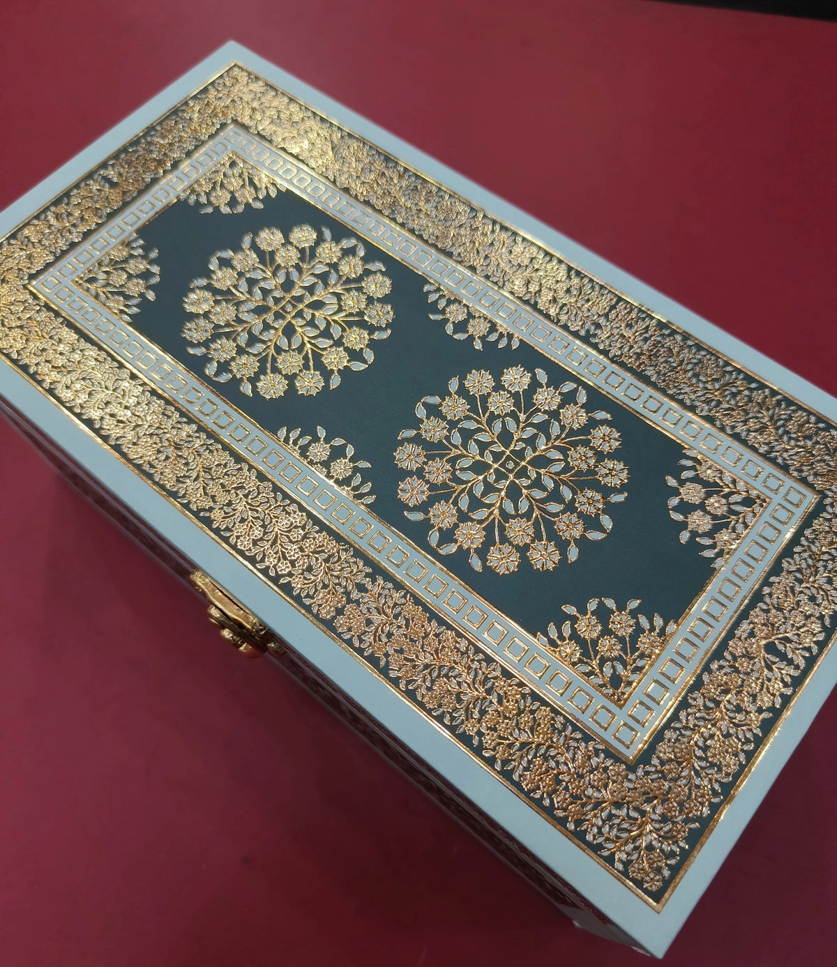 Luxury wedding invite box thumbnail 4