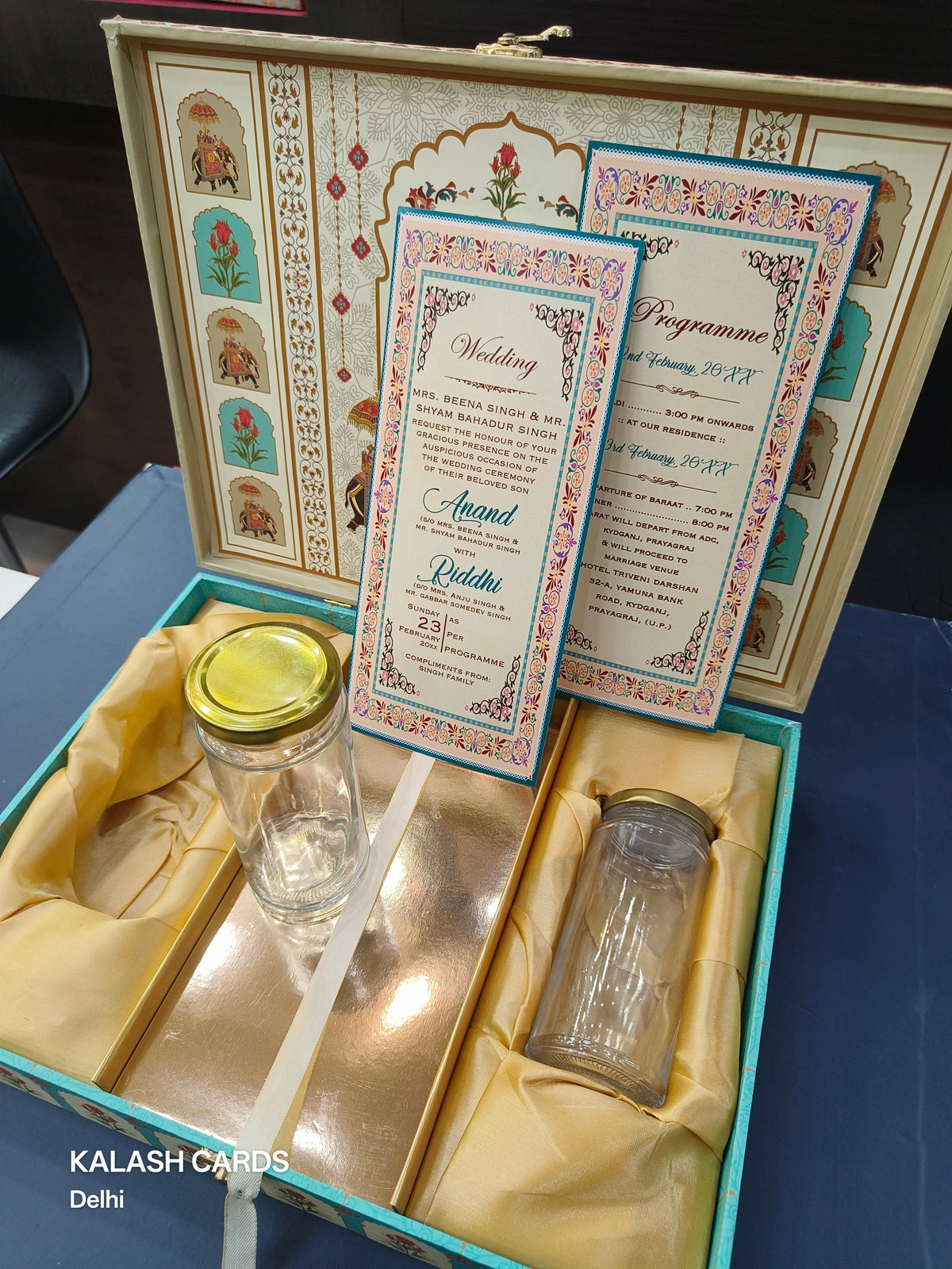 Luxury wedding invite box thumbnail 4