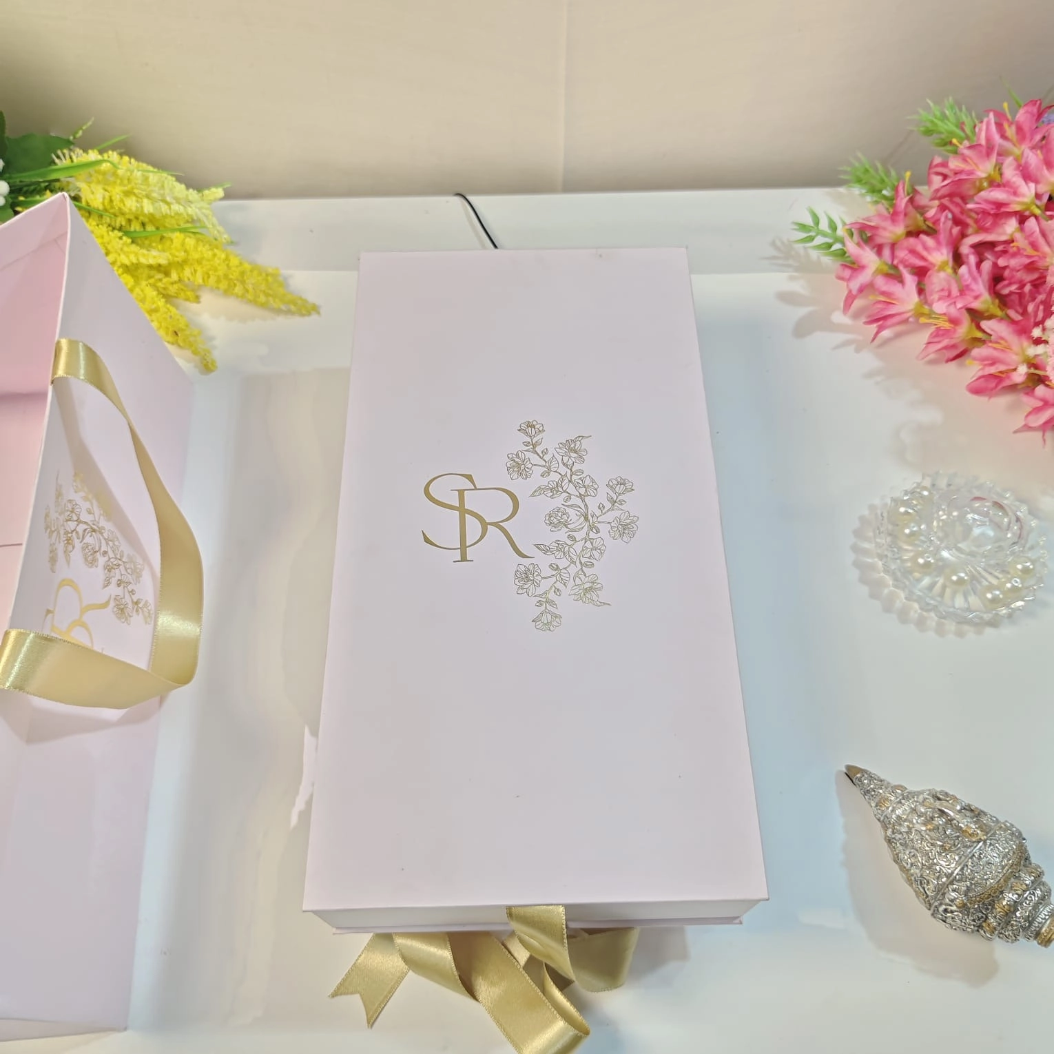 Premium luxurious wedding invitation thumbnail 4