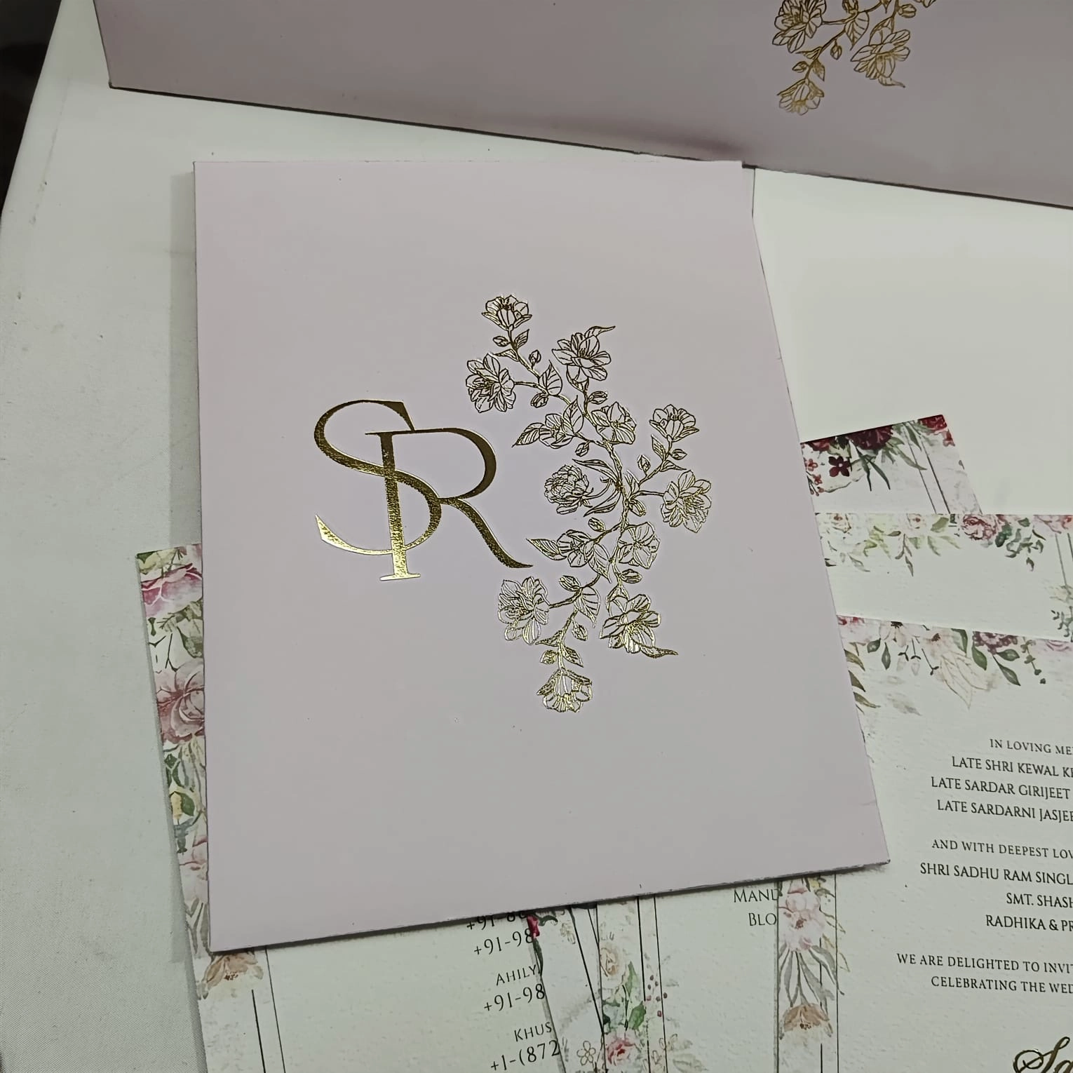 Premium luxurious wedding invitation thumbnail 6