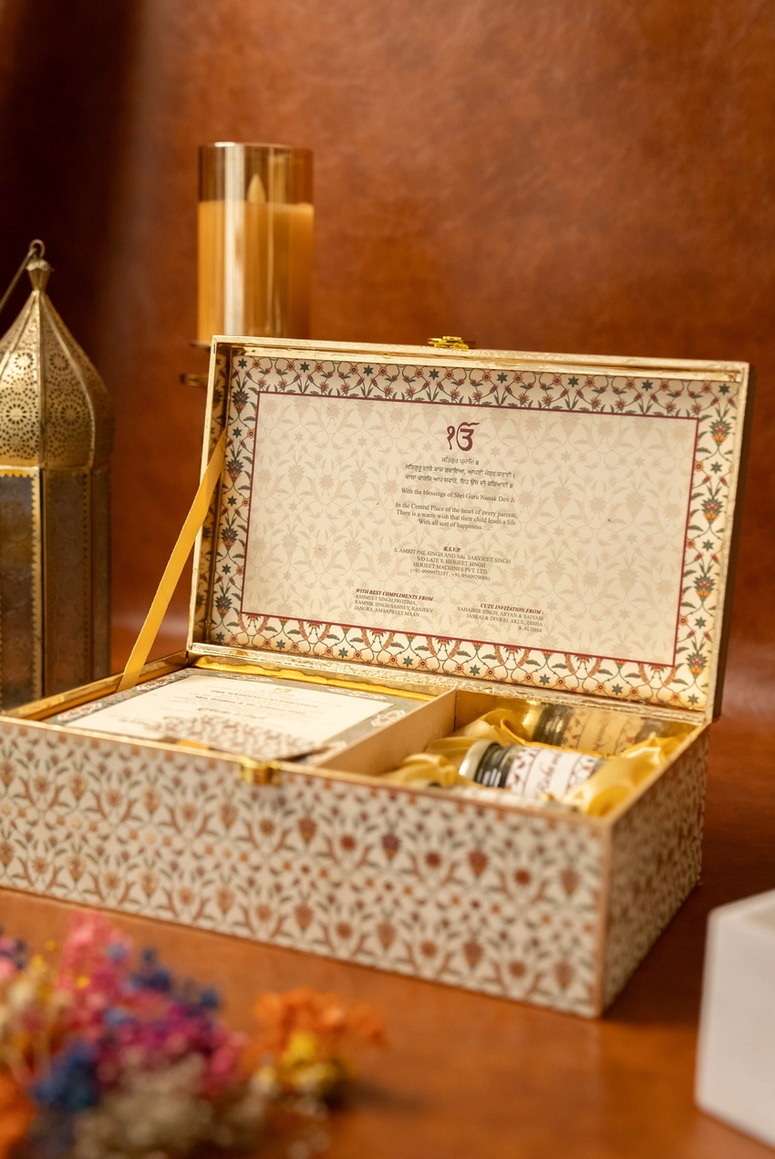 Heritage Luxury Wedding Invite Box with Glass Jars thumbnail 3