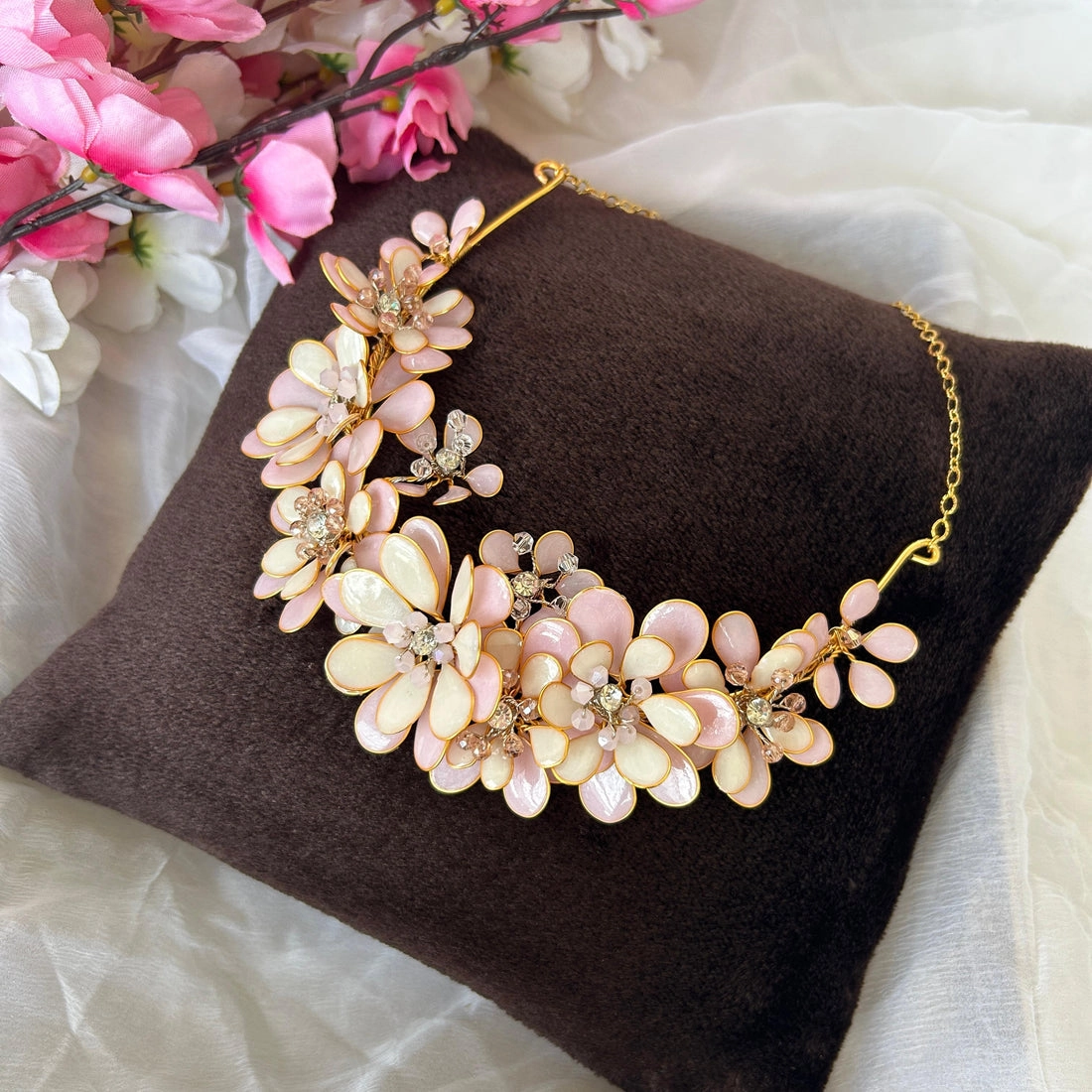 Necklace and earrings thumbnail 2