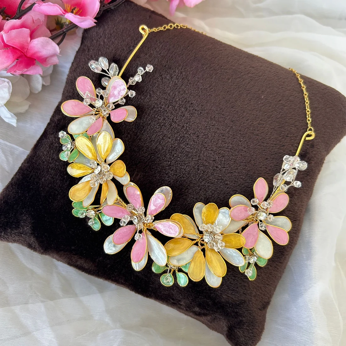 Necklace and earrings thumbnail 2