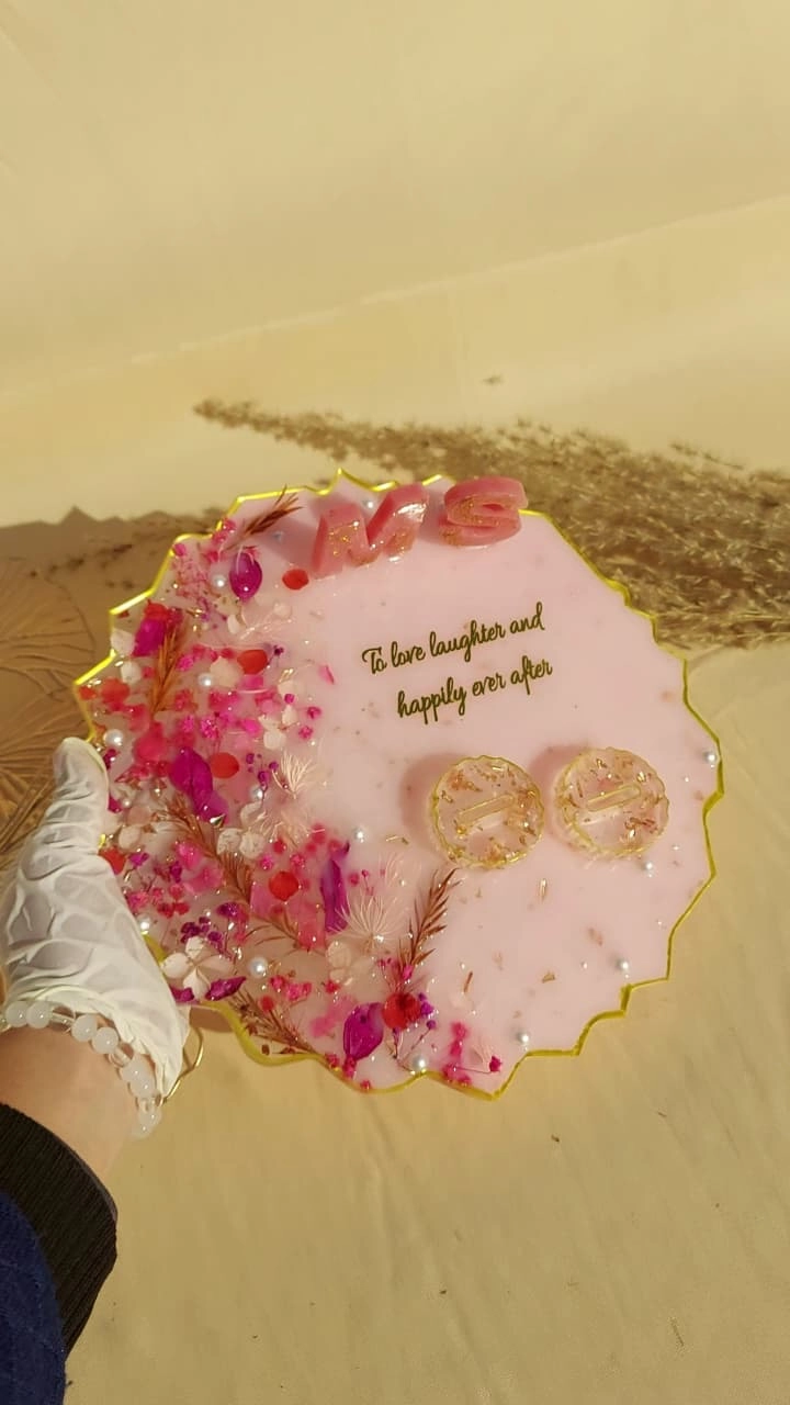 Blush Floral Resin Engagement Ring Platter thumbnail 3