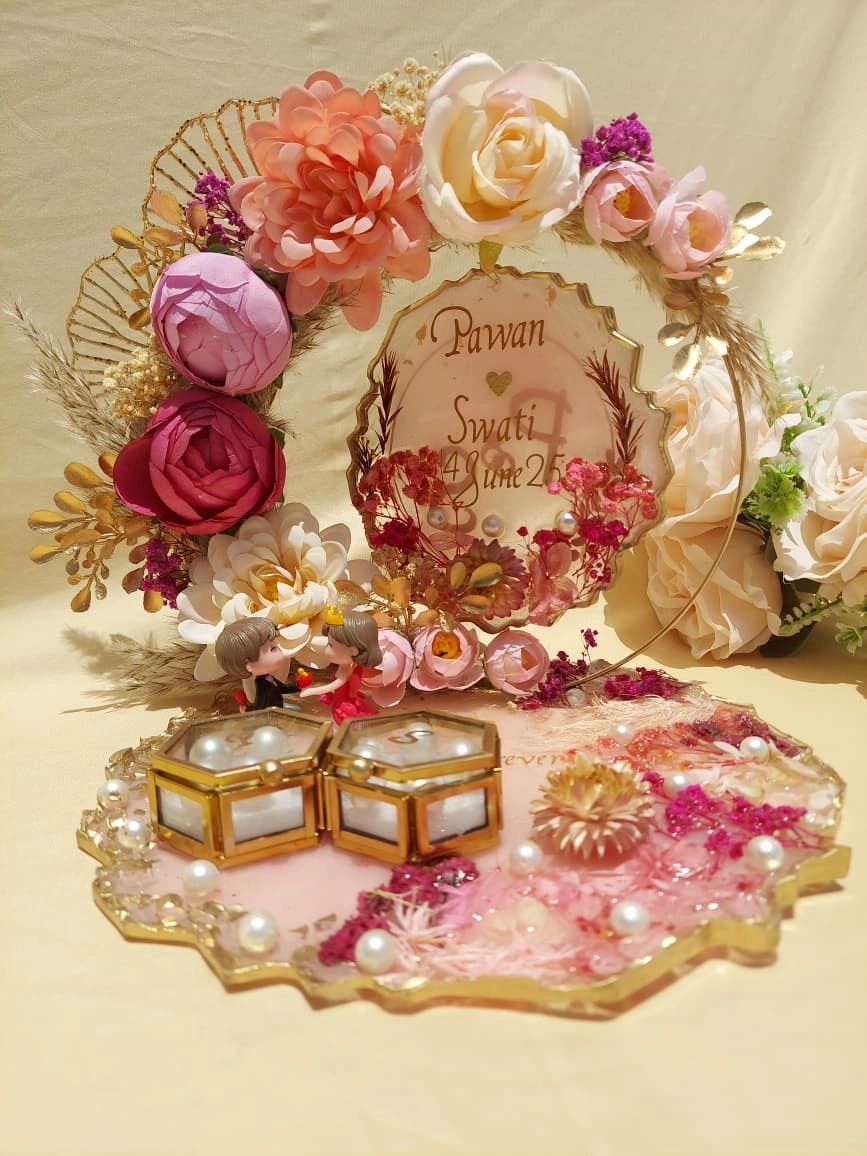 Floral Personalized Engagement Ring Platter thumbnail 3