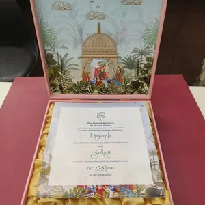 Heritage Silk-Trim Luxury Wedding Invite Box