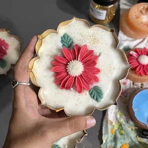 Elegant Red Daisy Floral Candle