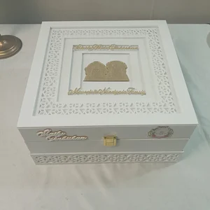 Exquisite Luxury Wedding Invitation Box